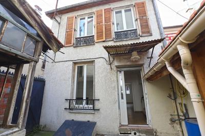 Maison - 89 m² - 5 pièces