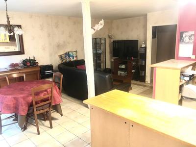 Appartement - 82 m² - 4 pièces