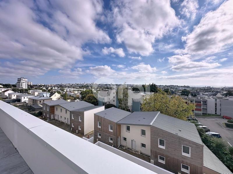 Appartement - 105 m² - 4 pièces