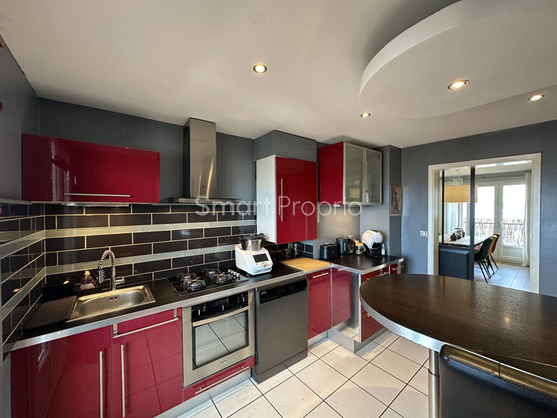 Appartement - 75 m² - 3 pièces