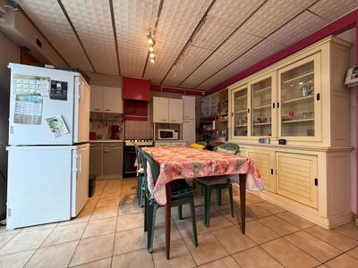 Maison - 76 m² - 7 pièces