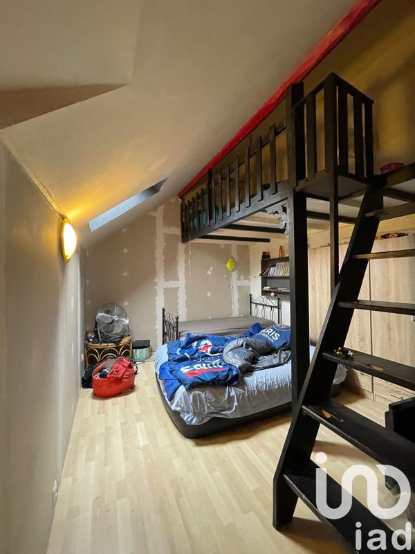 Maison - 80 m² - 5 pièces