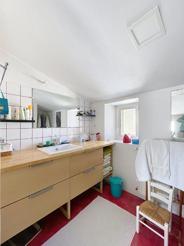 Maison - 90 m² - 3 pièces