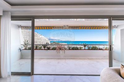 Appartement - 90 m² - 3 pièces