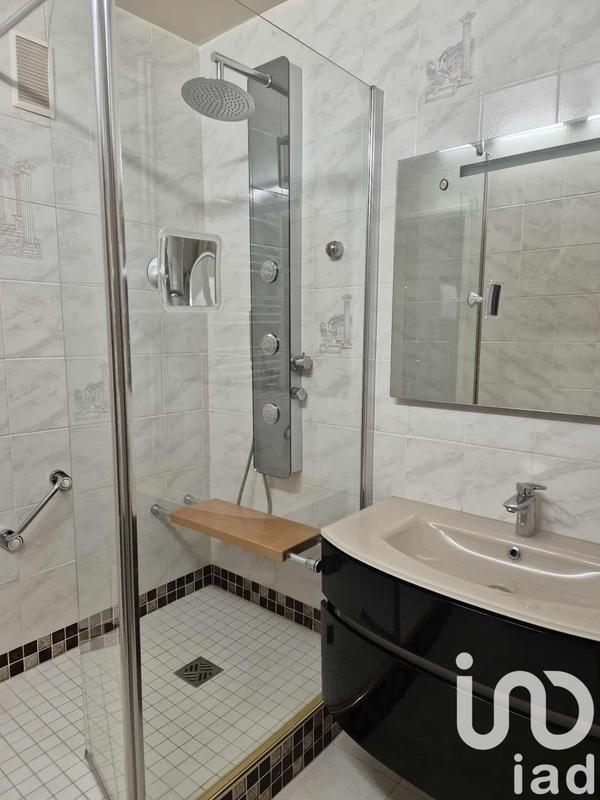 Appartement - 80 m² - 4 pièces