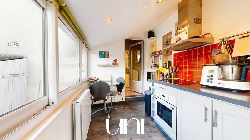 Maison - 140 m² - 7 pièces