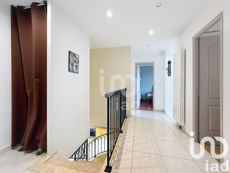 Maison - 135 m² - 6 pièces