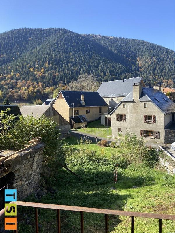 Maison - 98 m² - 5 pièces