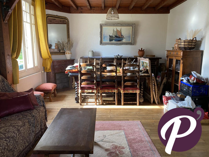 Maison traditionnelle - 93 m² - 3 pièces