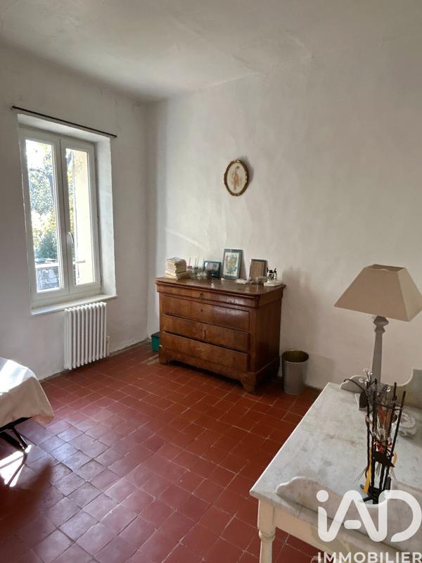 Maison - 300 m² - 10 pièces