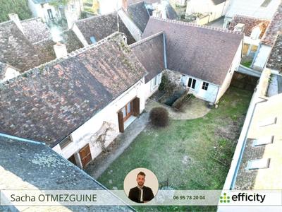 Maison - 240 m² - 7 pièces