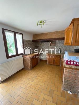 Maison - 95 m² - 4 pièces