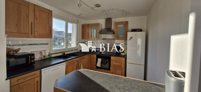 Maison - 106 m² - 6 pièces