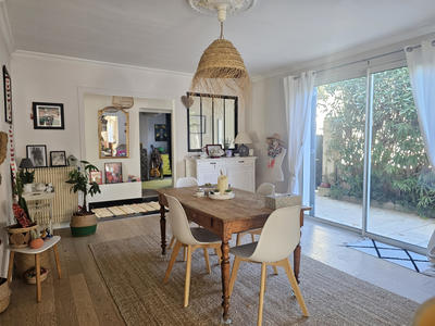 Maison - 184 m² - 6 pièces