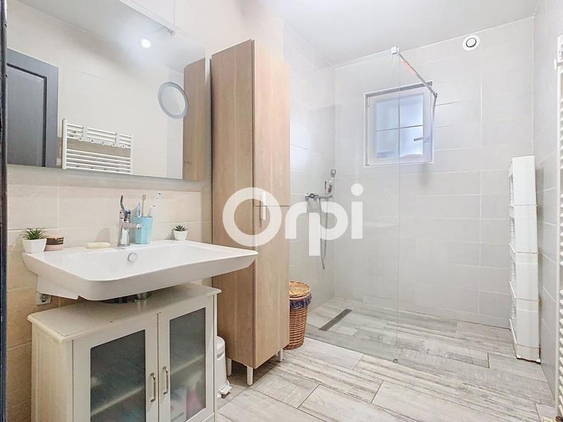 Maison - 191 m² - 5 pièces