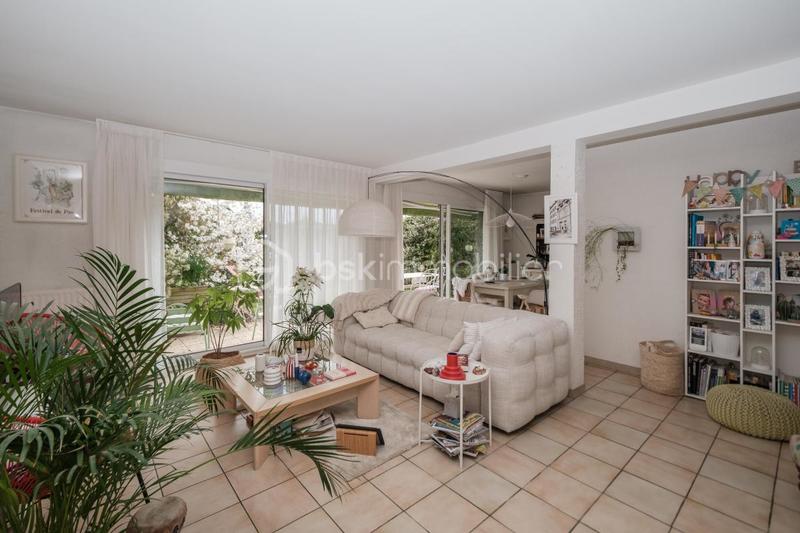 Maison traditionnelle - 86 m² - 5 pièces