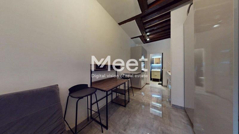 Studio - 17 m² - 1 pièce