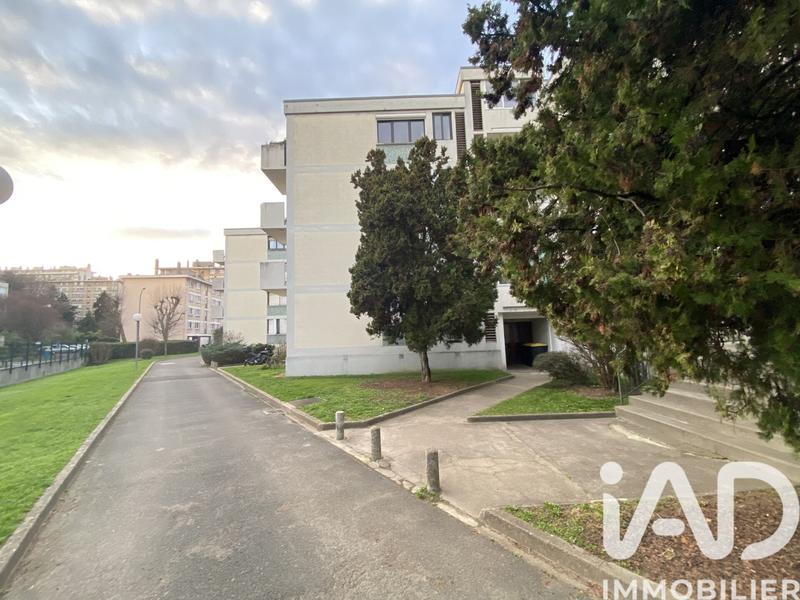 Appartement - 72 m² - 4 pièces