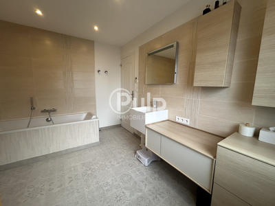 Maison - 158 m² - 6 pièces