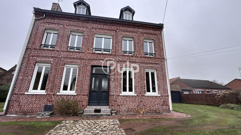 Maison - 175 m² - 10 pièces