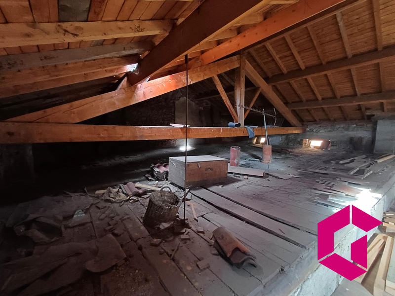 Maison ancienne - 160 m² - 8 pièces