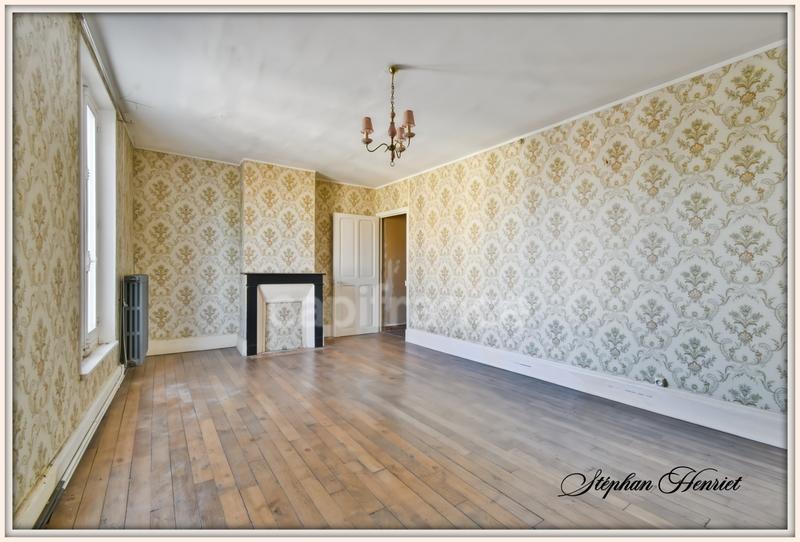 Maison de village - 270 m² - 8 pièces