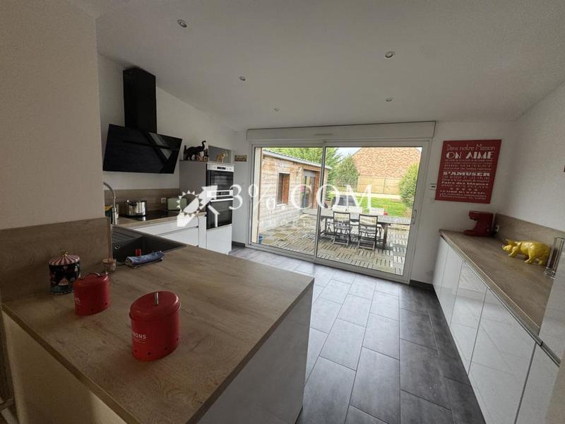 Maison - 107 m² - 7 pièces