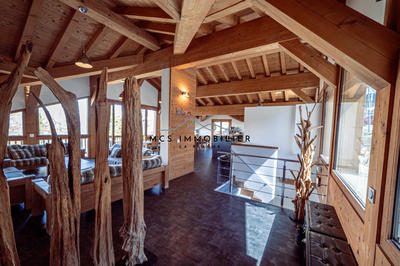 Châlet - 300 m² - 11 pièces