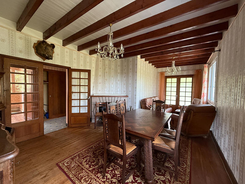 Maison - 98 m² - 5 pièces