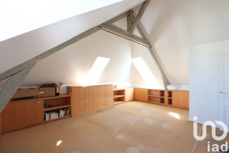 Maison - 235 m² - 8 pièces