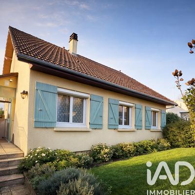 Maison - 103 m² - 5 pièces