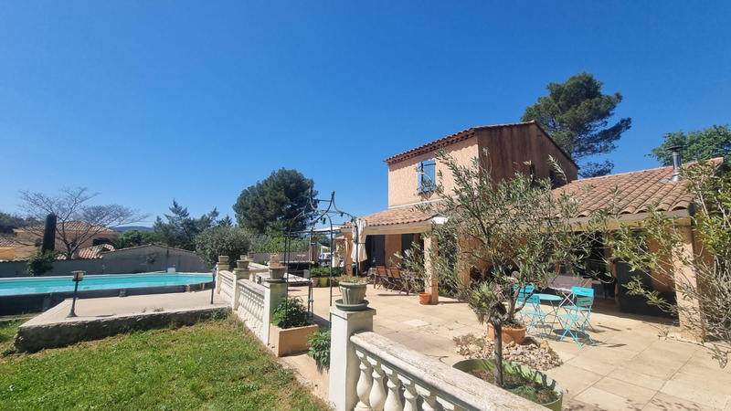 Villa - 127 m² - 5 pièces