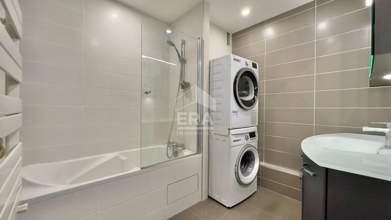 Appartement - 81 m² - 4 pièces