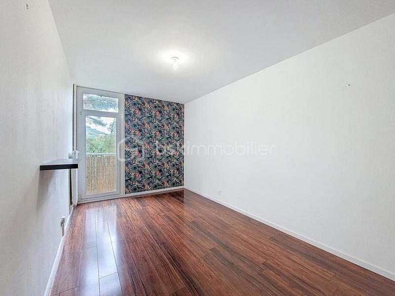 Appartement - 76 m² - 3 pièces