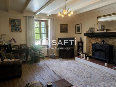 Maison - 314 m² - 11 pièces