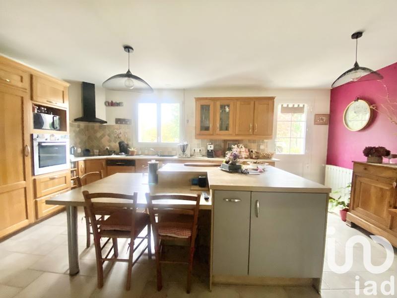 Maison - 176 m² - 8 pièces