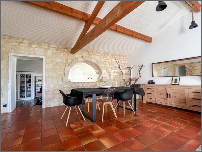 Maison - 190 m² - 6 pièces