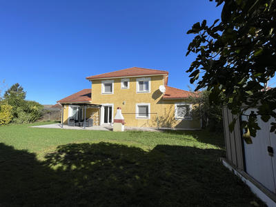 Maison - 187 m² - 7 pièces