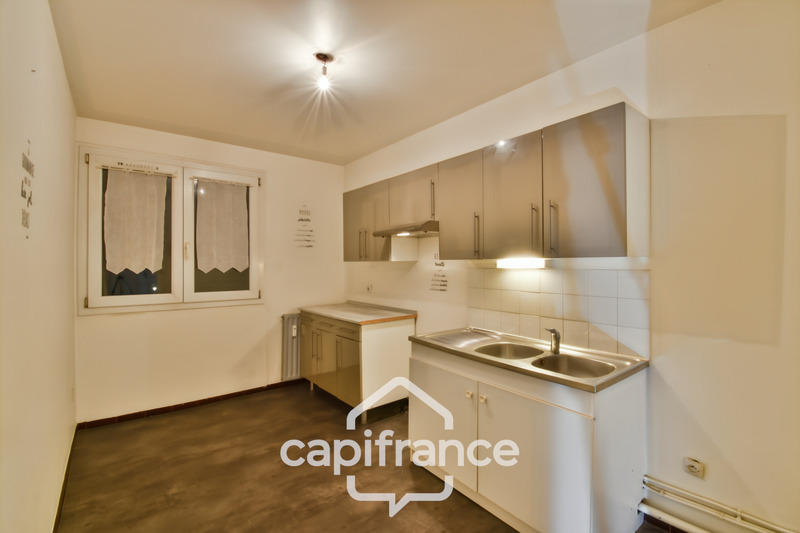 Appartement - 84 m² - 4 pièces