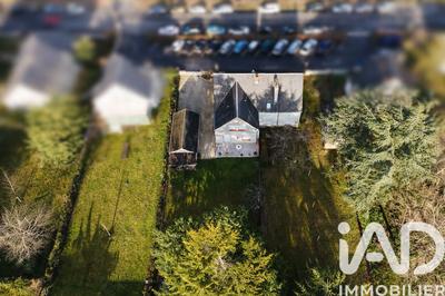 Maison - 137 m² - 7 pièces