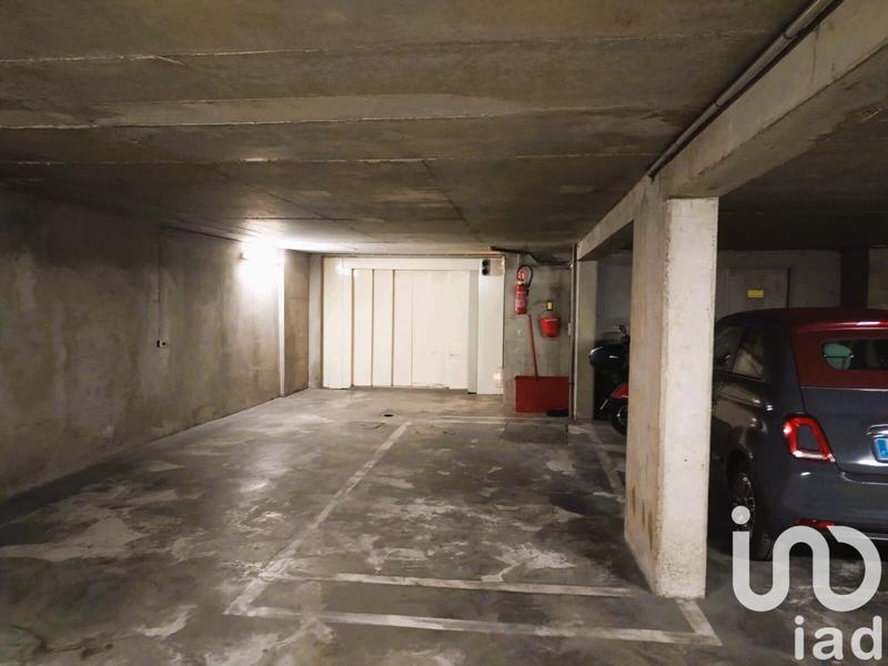 Parking - 11 m²