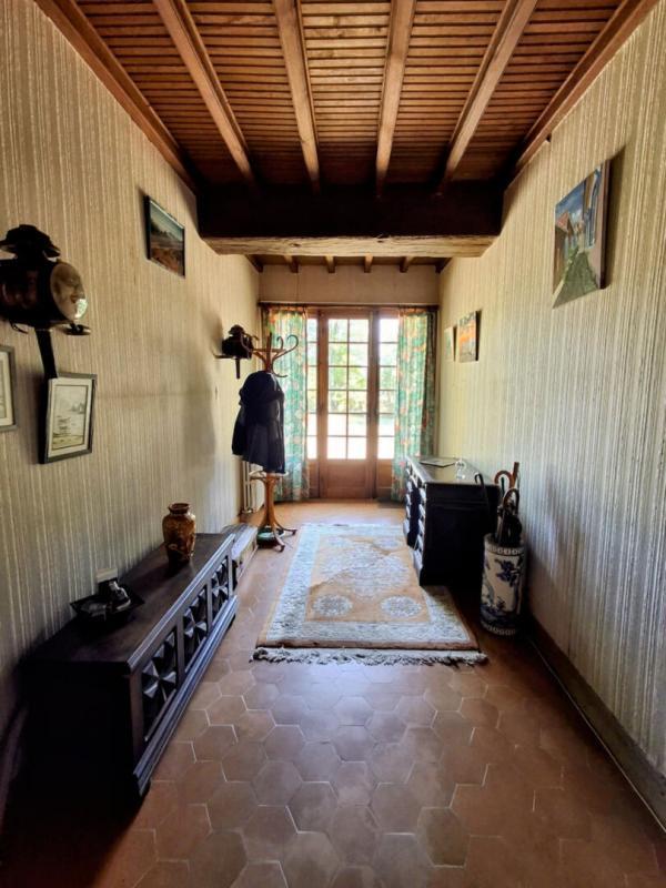 Maison - 300 m² - 8 pièces