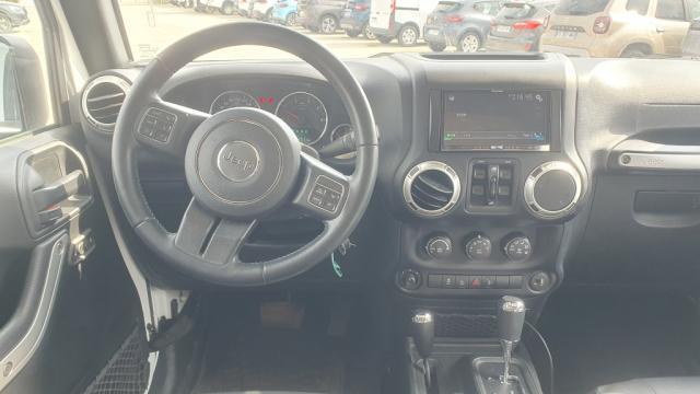 Jeep Wrangler 2.8 Crd 200 - 4x4 Rock Trac Unlimited Bva MoparOne