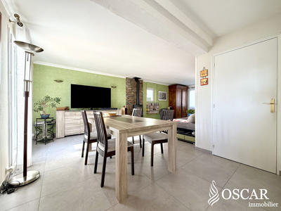 Maison - 107 m² - 6 pièces