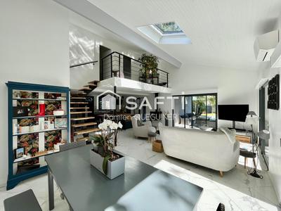 Villa - 165 m² - 6 pièces