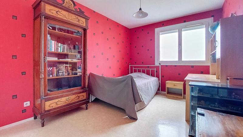 Appartement - 98 m² - 5 pièces