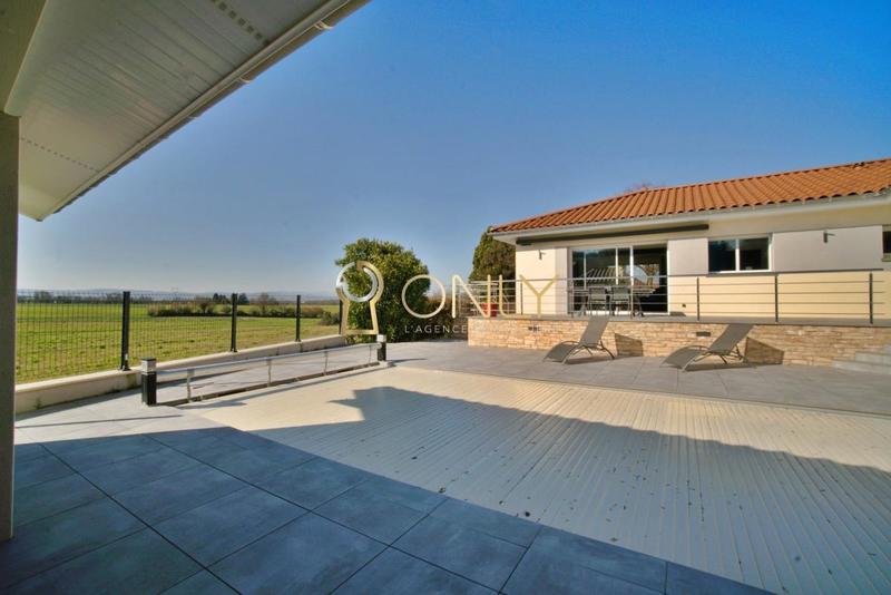 Maison - 168 m² - 6 pièces