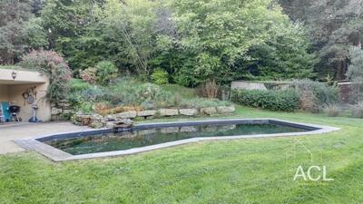 Maison - 317 m² - 12 pièces