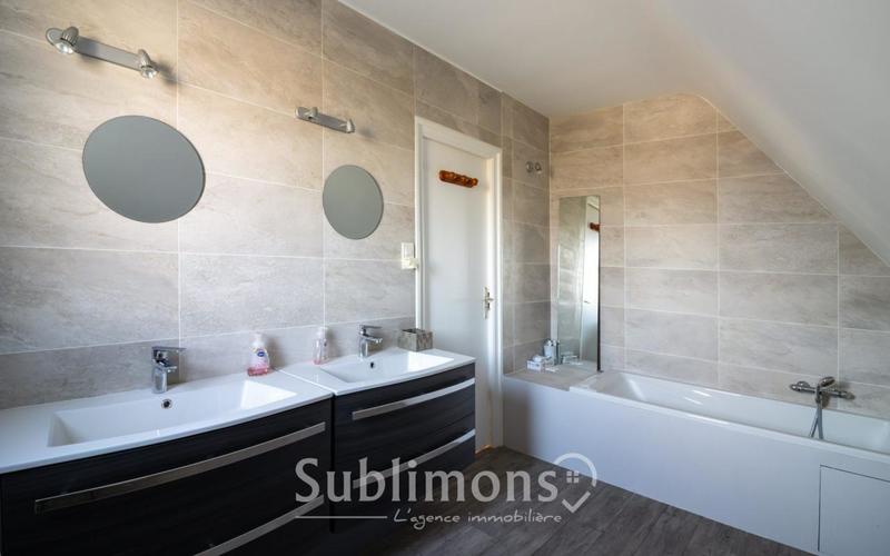 Maison - 112 m² - 6 pièces