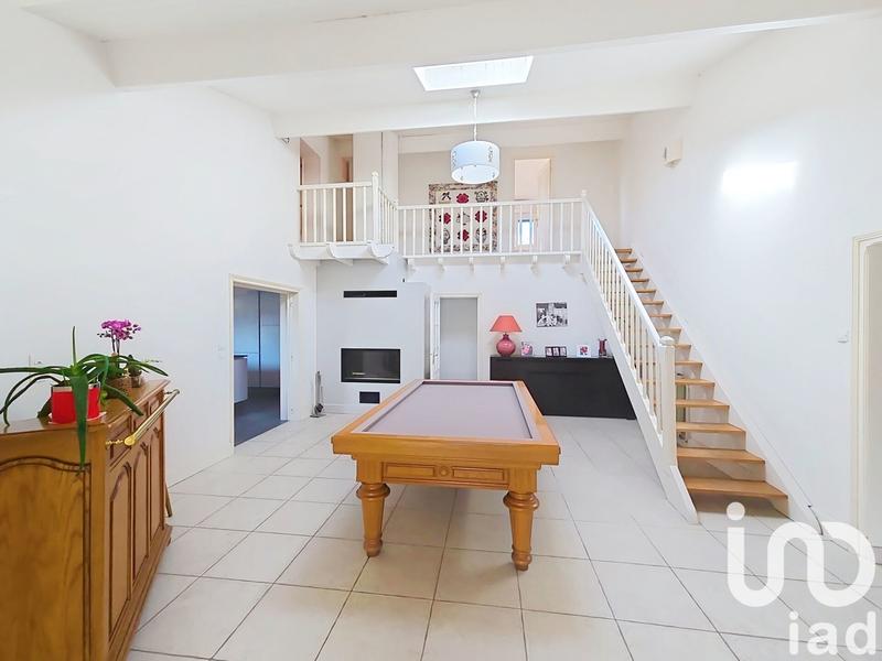 Maison de maîtres - 290 m² - 9 pièces